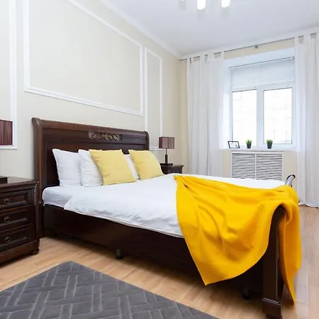 Apartment On Bobruiskaya 19 *